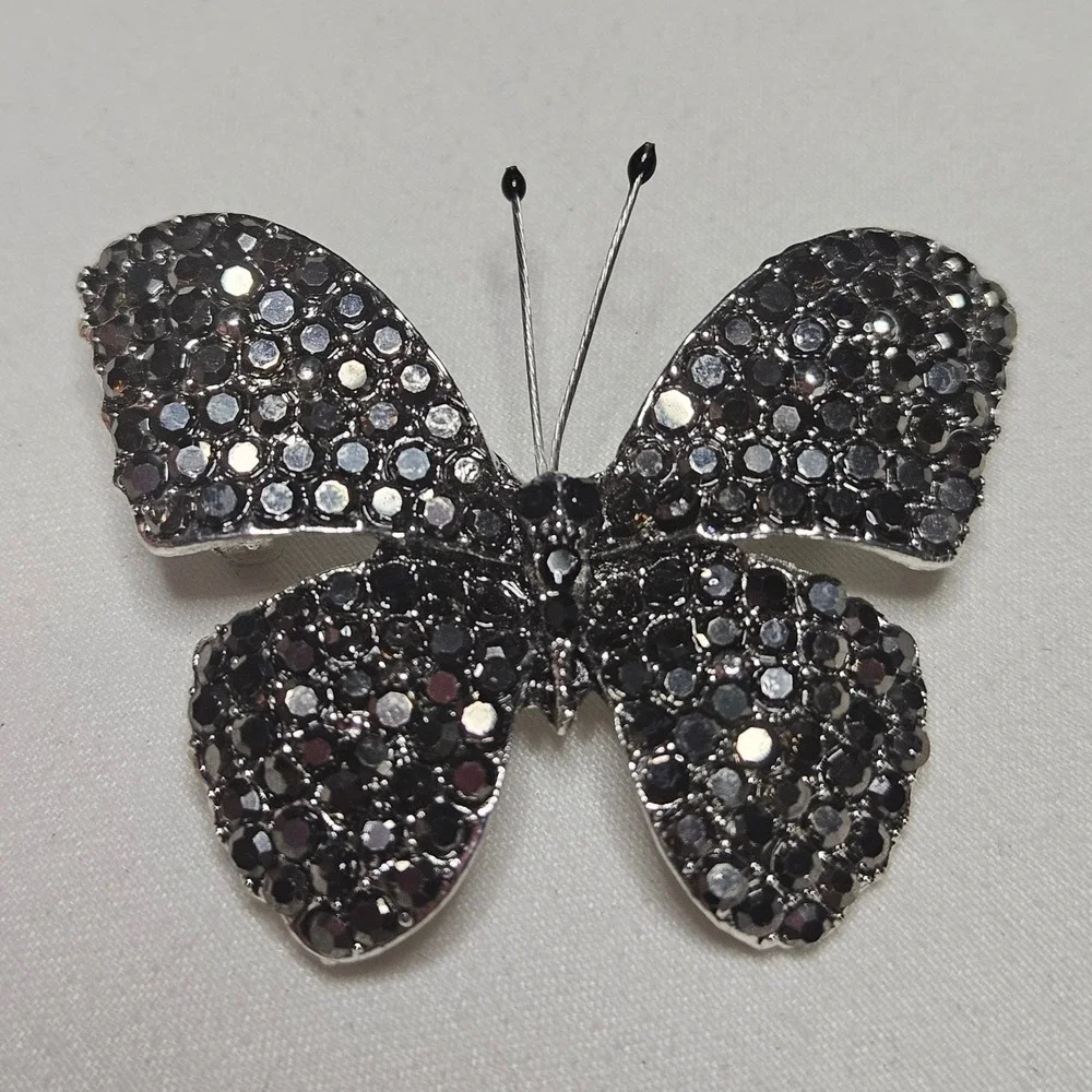 Butterfly Brooch Womens OS Black Rhinestone Pave Silver Tone Goth Y2K